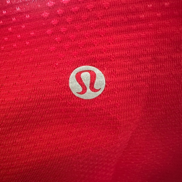 Lululemon Swiftly 2.0 Short Sleeve size 6 - Picture 3 of 3